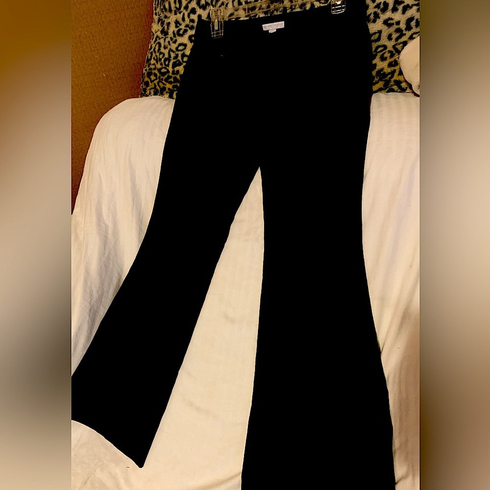 👖New York & Company pants Flare Style excellent condition Size 4 black